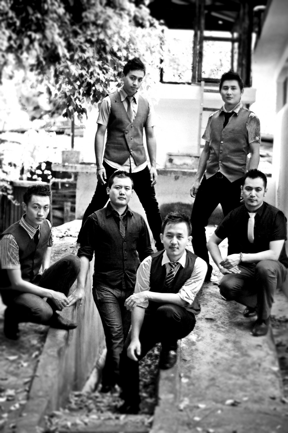 Zowe Madrigal is seen with its Director and mentor, well-known pianist  Nise Meruno. The group is an all-male choir from Nagaland. (Photo Courtesy: Iliangna Haralu)